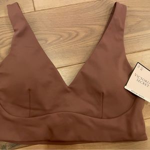 Victoria secret deep plunge bralette - new with tag - size M